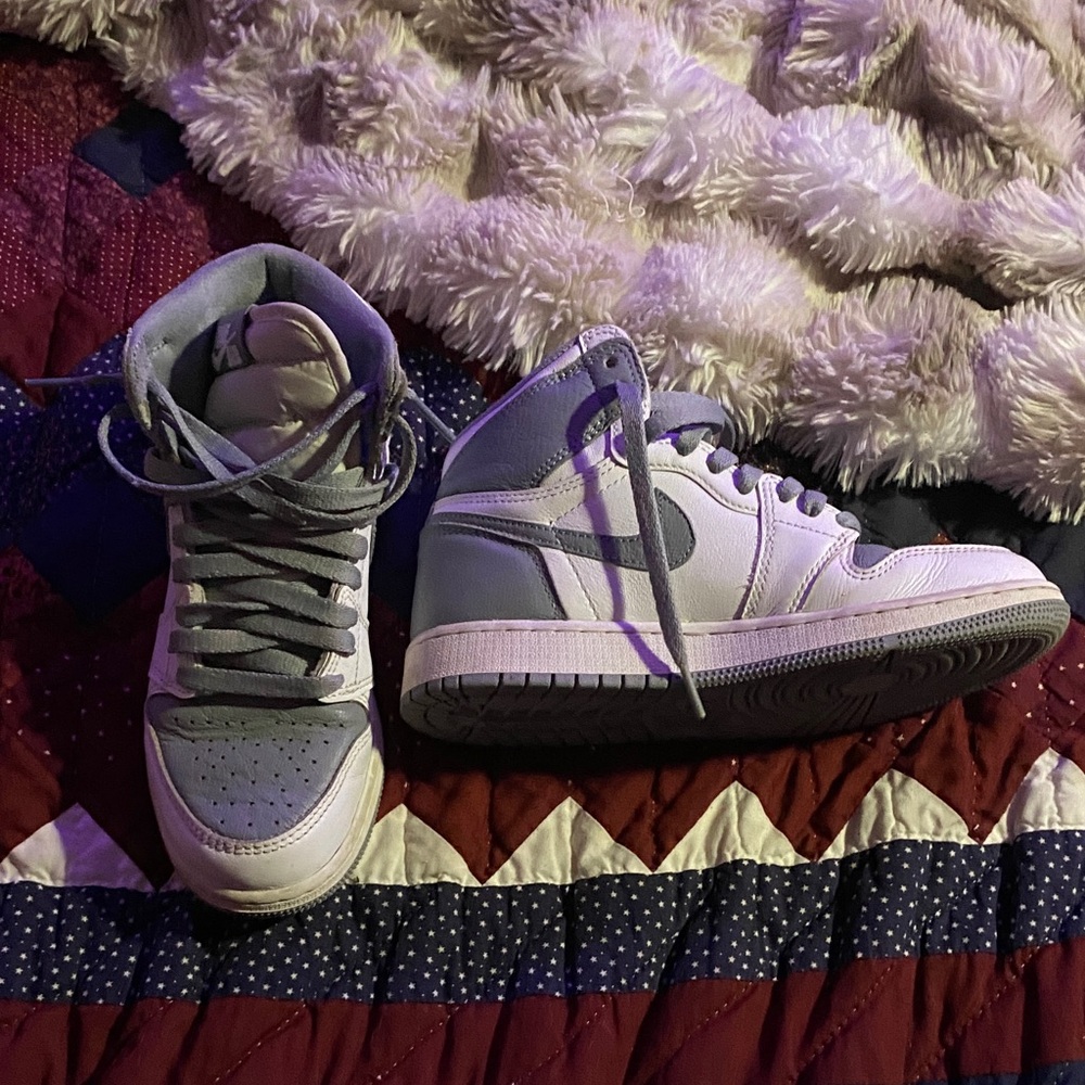 Nike Kids High-Top Sneakers in White and Gray